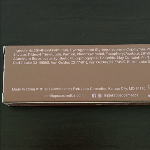 New Pinklipps glass lip gloss in Aglow and Star - Picture 3 of 5